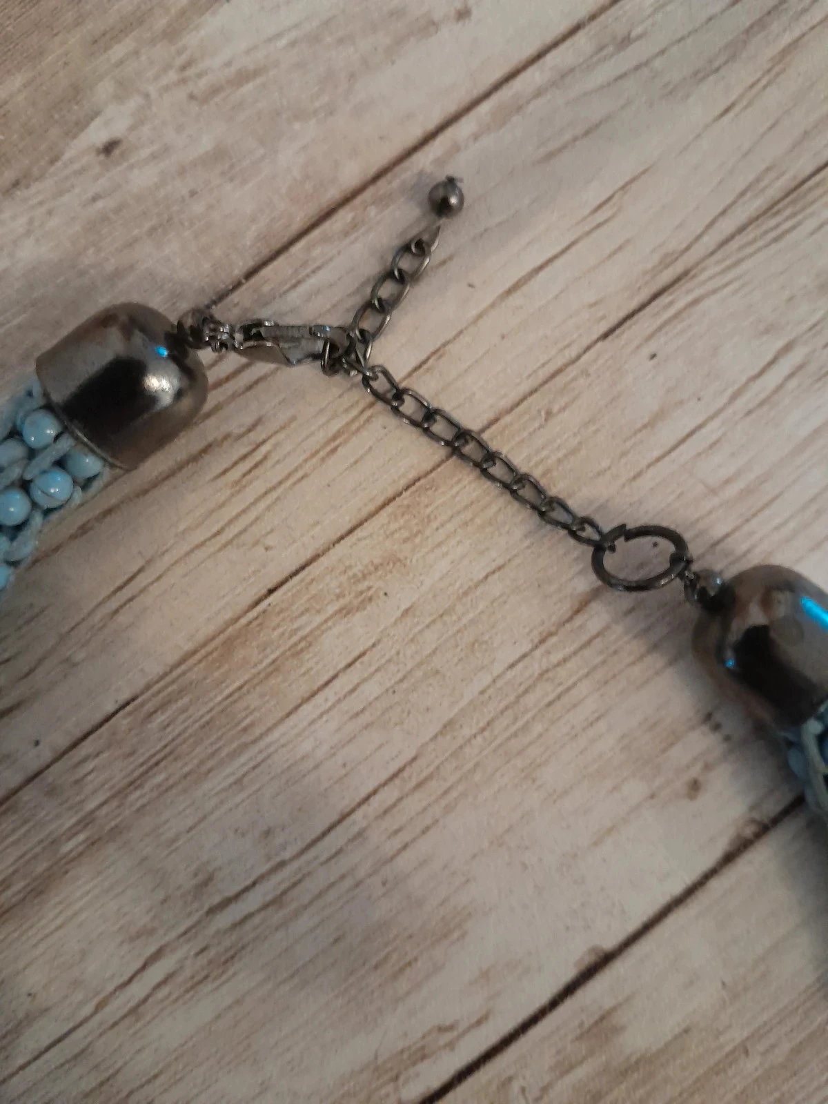 Ras du cou halsband, semi-stijve vorm, lichtblauwe en zwarte kleur – photo 4
